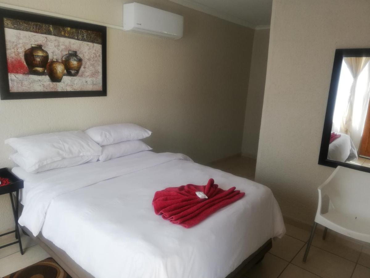 BTV Guesthouse Hazyview Eksteriør billede
